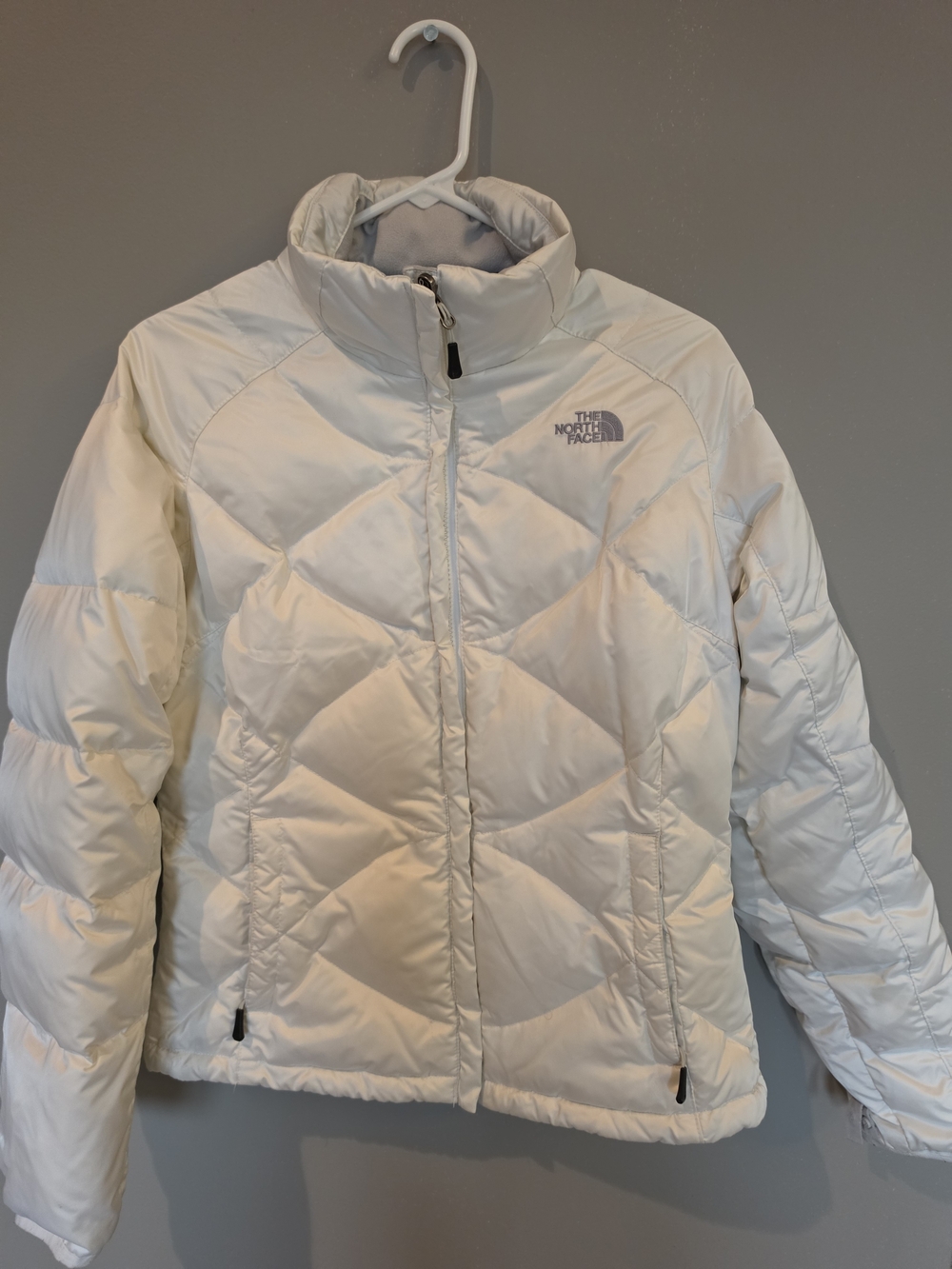 The North Face Women's White Quilted Puffer Jacket